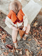 Load image into Gallery viewer, Pumpkin Spice Collab Crochet Purses
