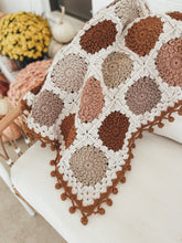 Load image into Gallery viewer, Luna crochet baby/toddler blanket