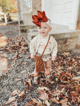 Load image into Gallery viewer, Pumpkin Spice Collab Crochet Purses